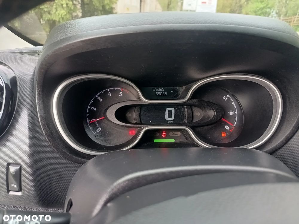 Opel Vivaro - 12