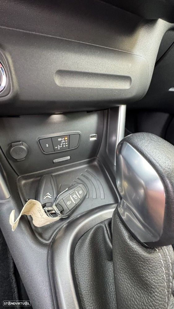Citroën C3 Aircross 1.2 PureTech Shine EAT6 - 13