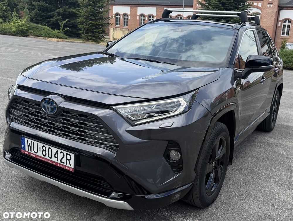 Toyota RAV4 - 6