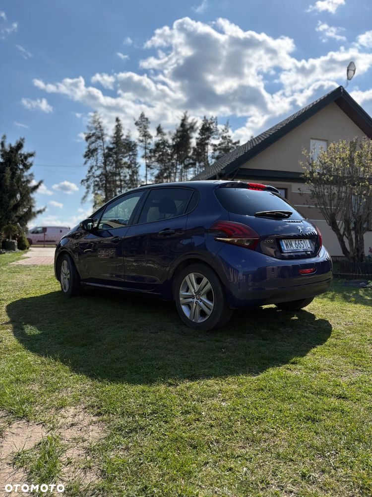 Peugeot 208 1.2 PureTech Style - 16