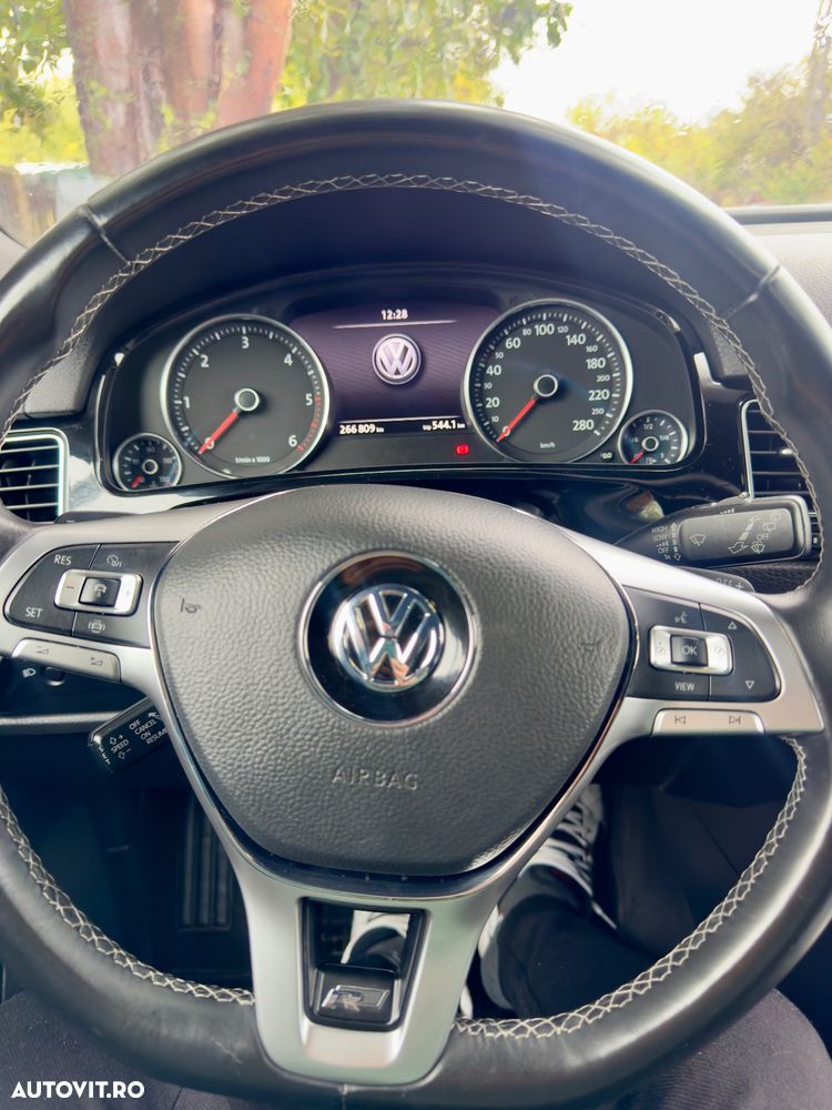 Volkswagen Touareg - 3