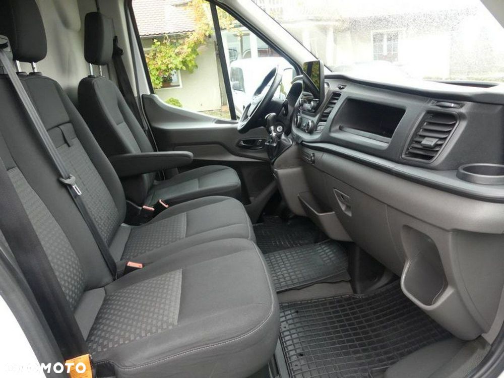 Ford Transit - 10