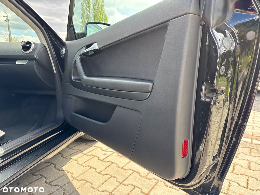 Audi A3 3-drzwiowe 2.0 TDI Attraction - 37