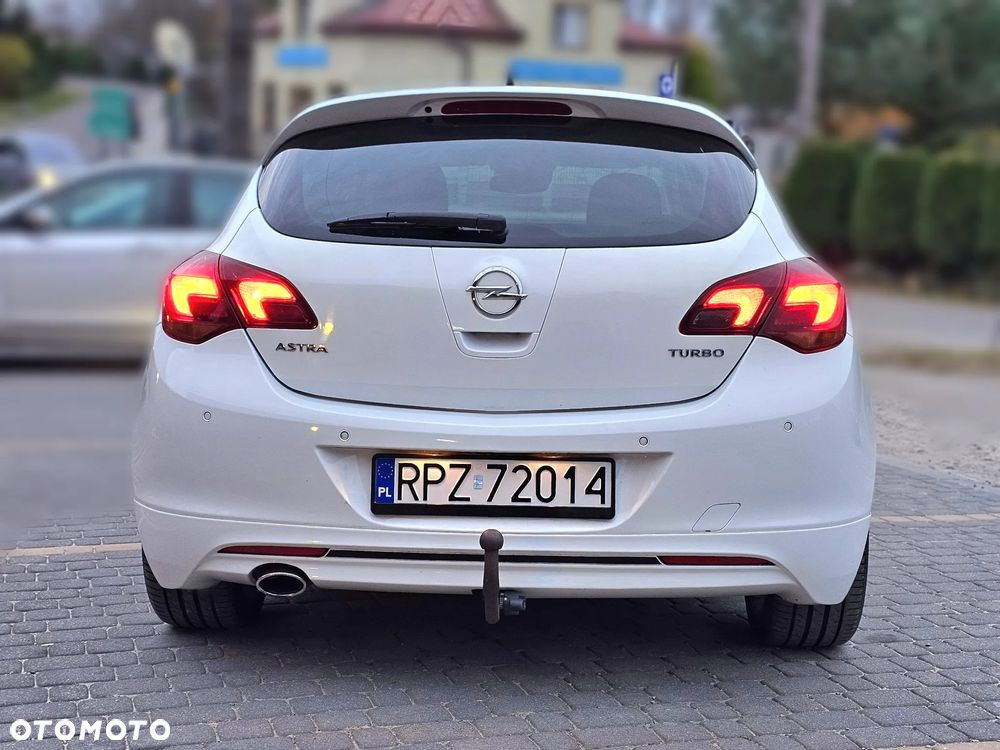 Opel Astra 1.4 Turbo Edition Sport - 23