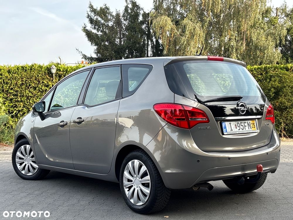 Opel Meriva - 11