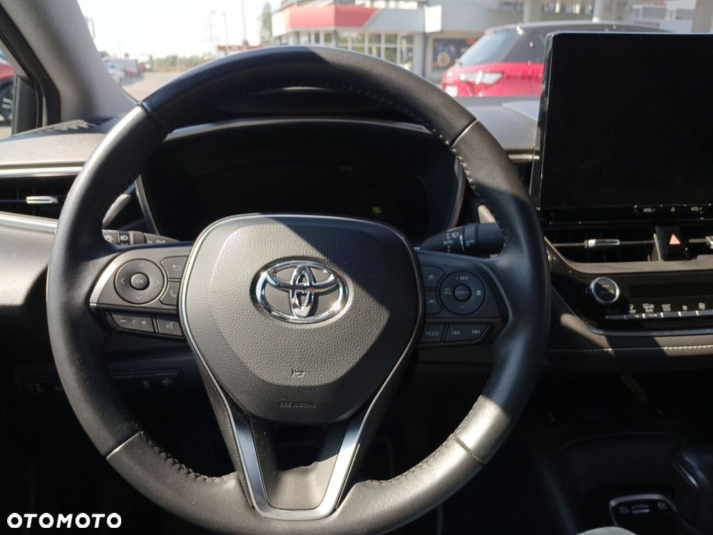 Toyota Corolla 1.8 Hybrid Style - 17