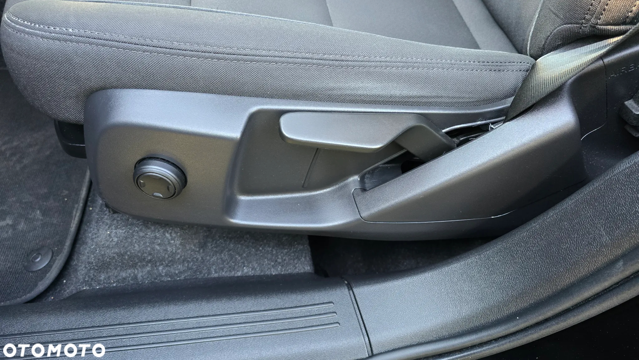 Volvo XC 40 T4 Recharge DKG Core - 29