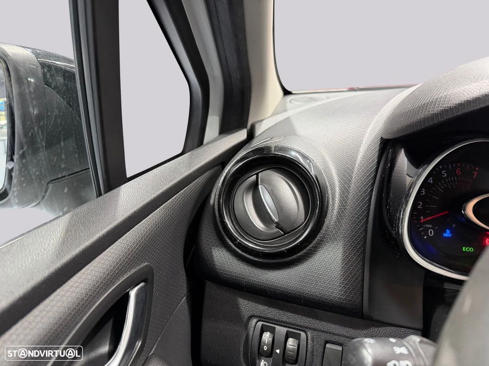 Renault Clio Sport Tourer TCe 90 Limited - 23