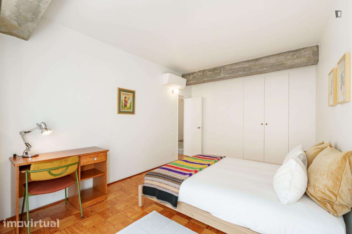 Apartamento com 1 quartos - localizado em Vitória Porto - Grande imagem: 3/28