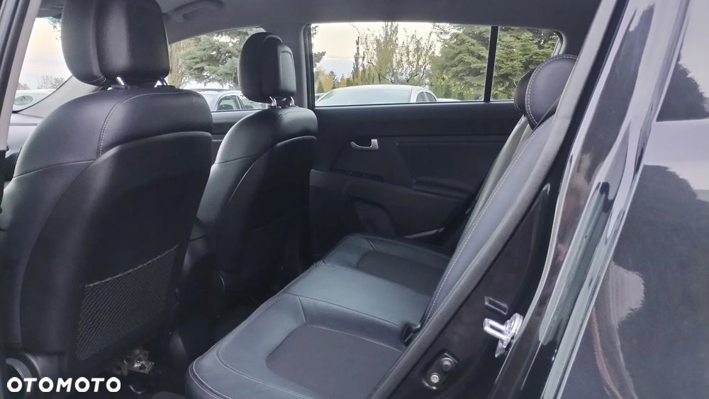 Kia Sportage 2.0 L - 14