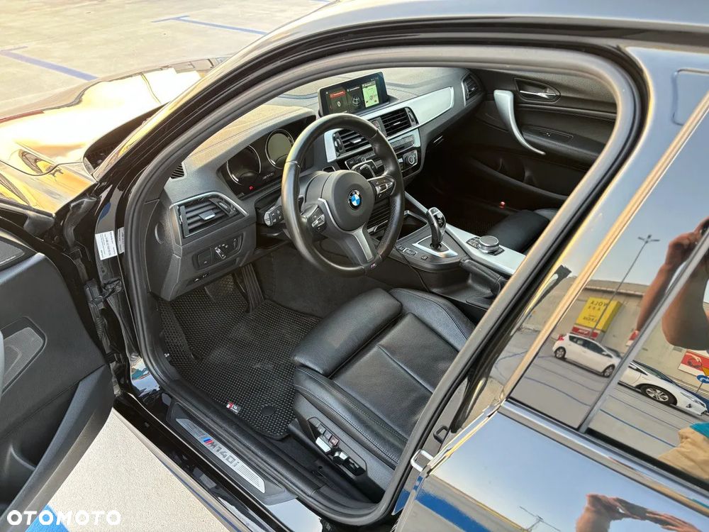 BMW Seria 1 M140i xDrive Shadow sport - 10