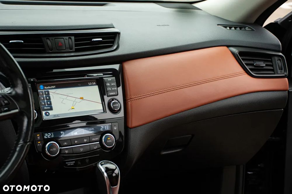 Nissan X-Trail 2.0 dCi ALL-MODE 4x4i Xtronic Tekna - 35