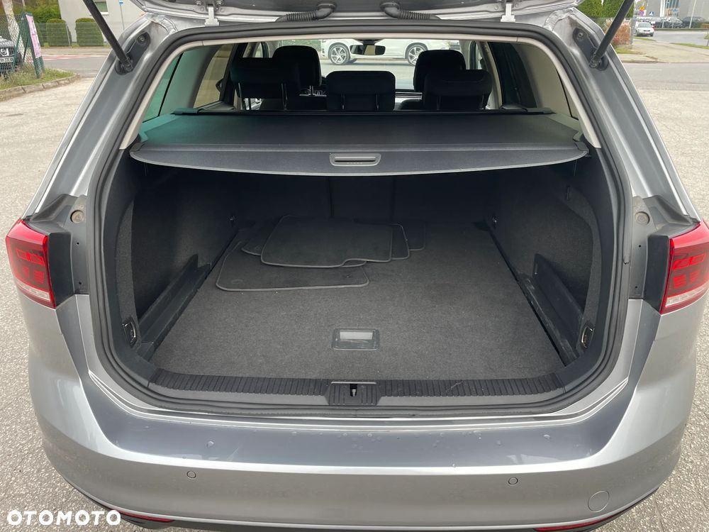 Volkswagen Passat 1.5 TSI EVO Business - 11