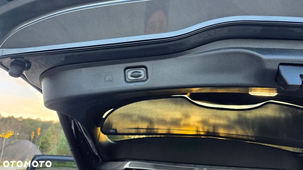 Ford S-Max 2.0 EcoBlue Titanium - 20