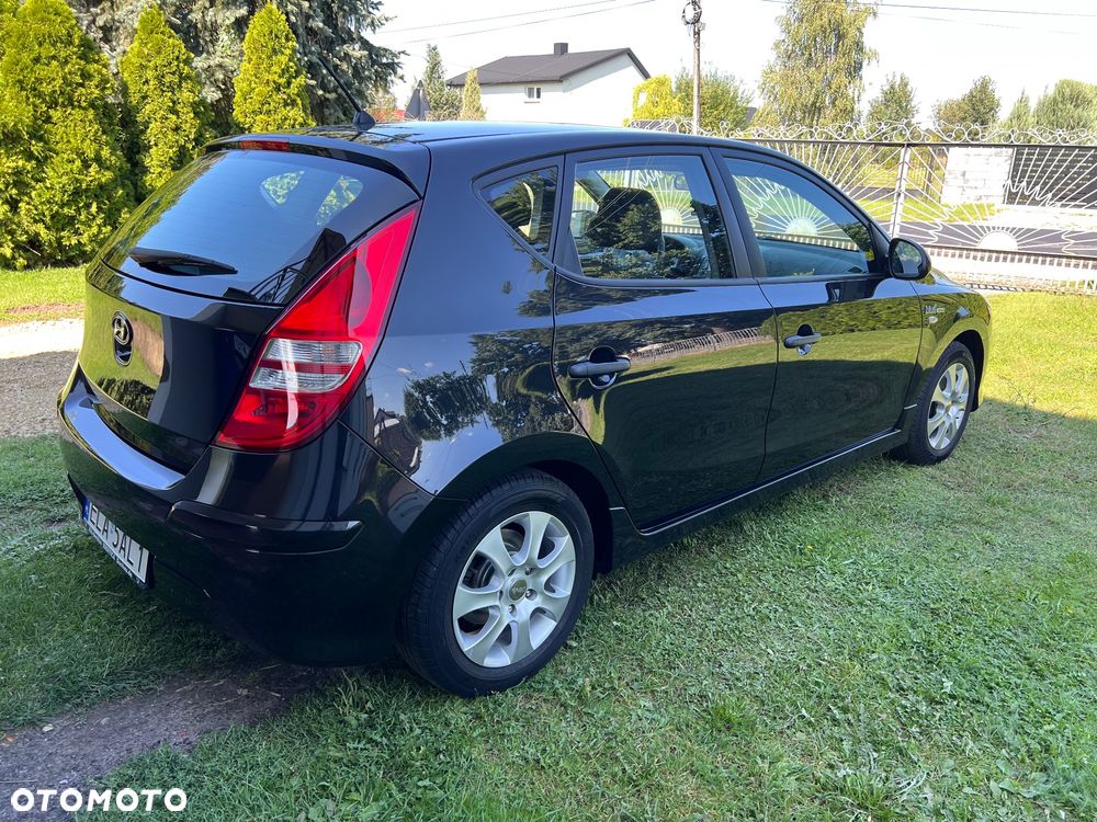 Hyundai i30 1.4 Blue Comfort - 12