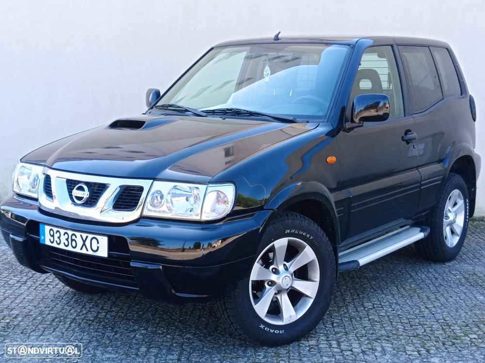 Nissan Terrano Van - 1