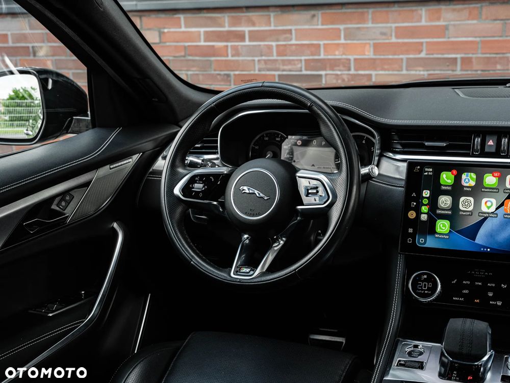 Jaguar F-Pace 2.0 P250 mHEV AWD R-Dynamic S - 29