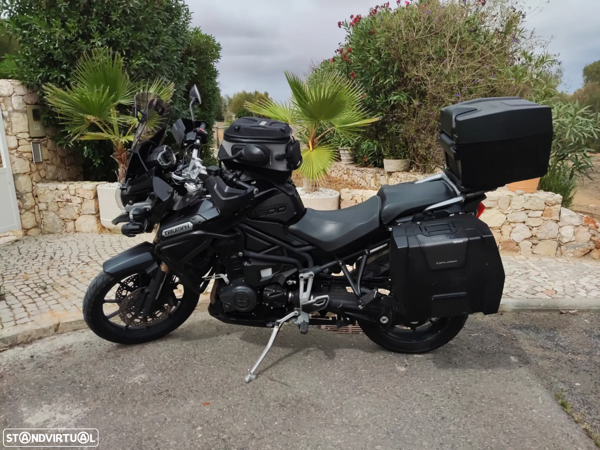 Triumph Tiger Explorer 1200 (aceito retoma) - 2