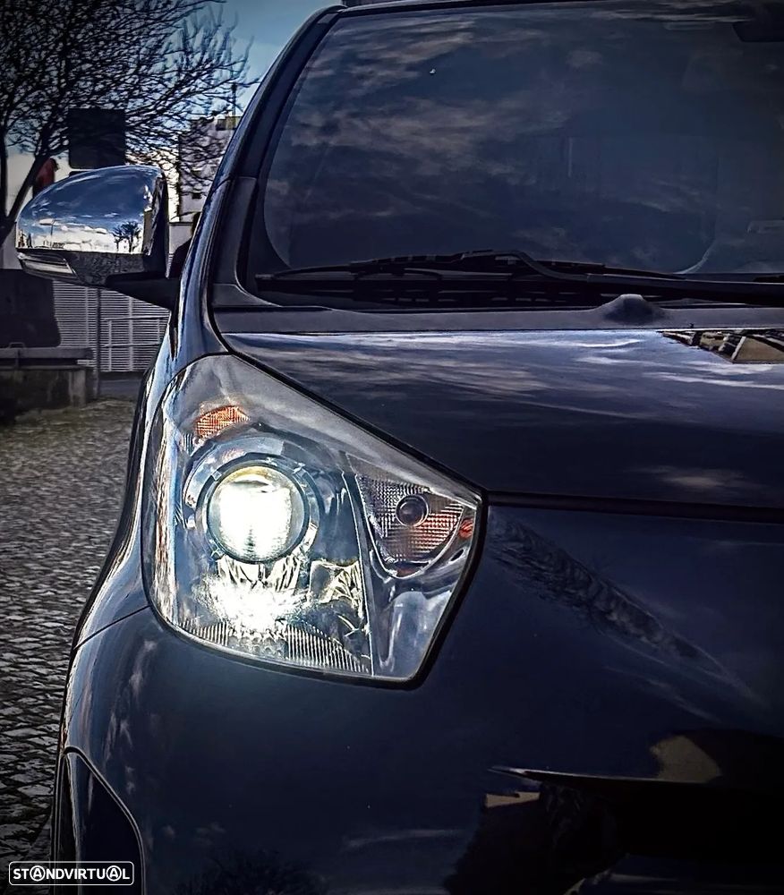 Toyota iQ 1.4 D-4D 2 - 1