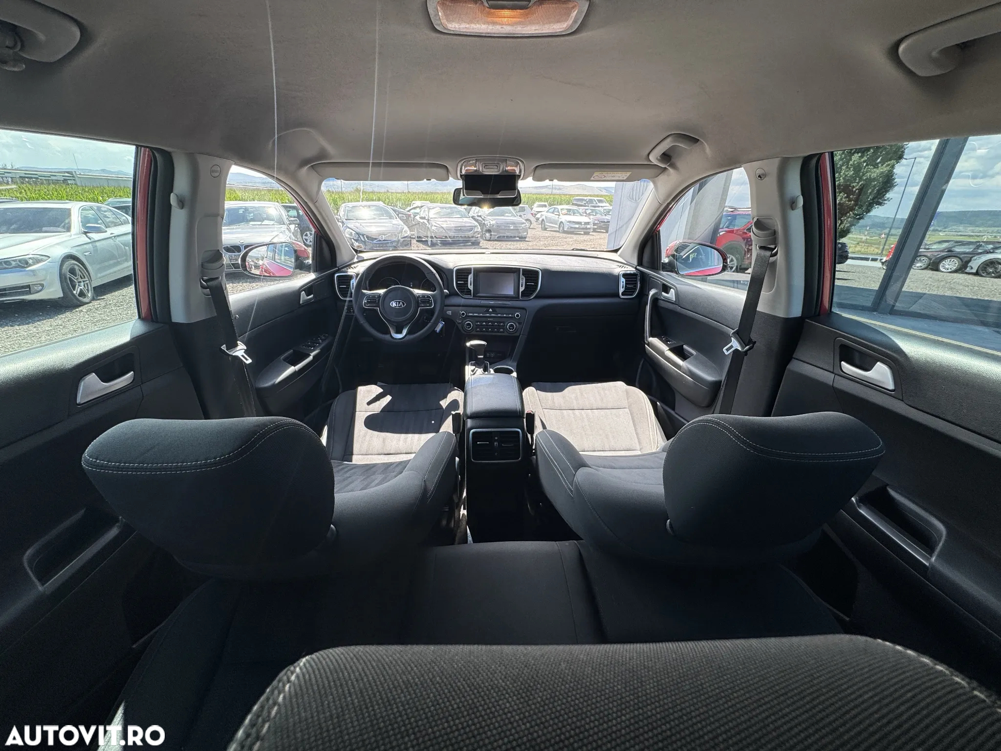 Kia Sportage 1.7 CRDI 2WD ISG Aut. Spirit - 29
