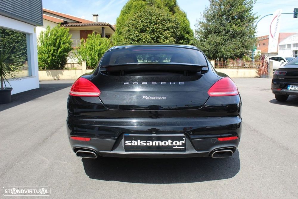 Porsche Panamera Platinum Edition - 5