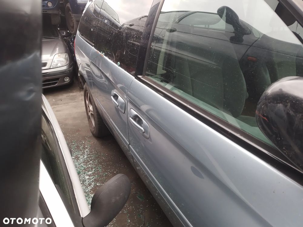 CHRYSLER GRAND VOYAGER IV 04-08 3.8 MPFI SXT - RADIO PBE - 11