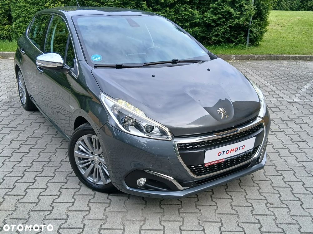 Peugeot 208 - 2