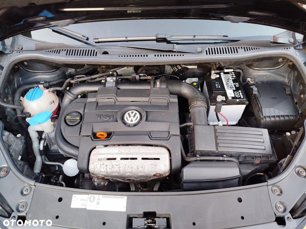 Volkswagen Touran - 27