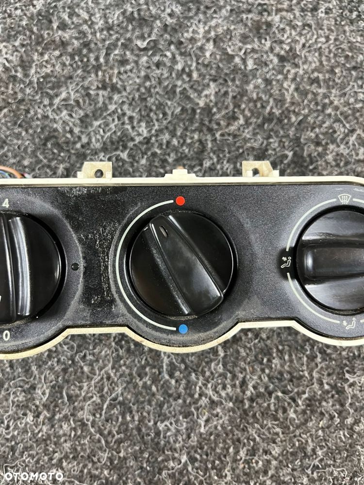 mercedes vito w638 panel nawiewu F650578 - 3