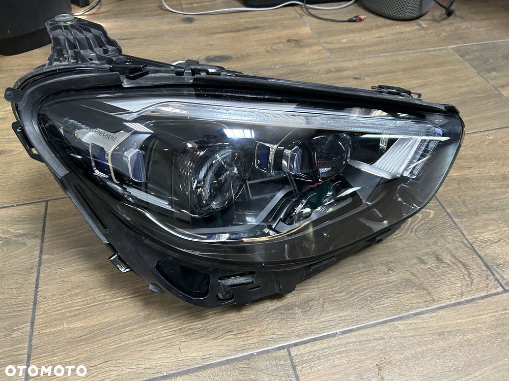 MERCEDES E KLASA W213 FULL LED LIFT MULTIBEAM A2139060210 PRAWA IGLA ORG.