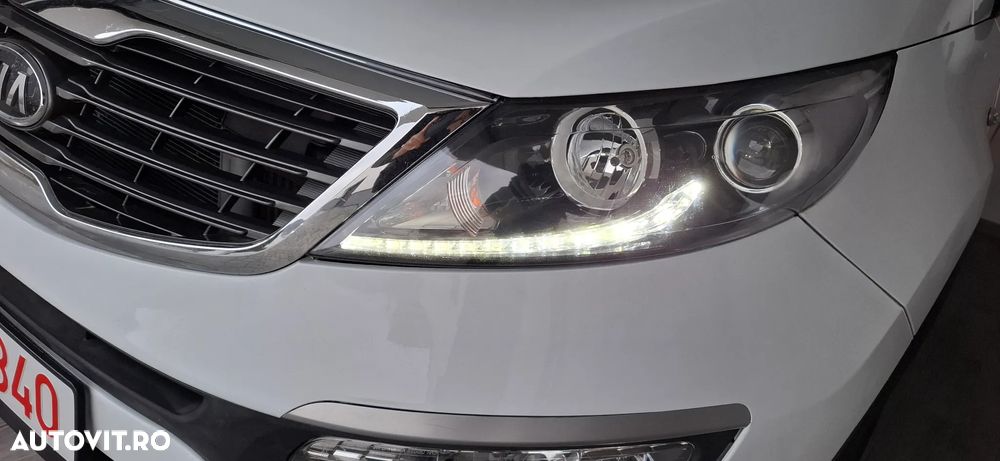 Kia Sportage 2,0 CRDI AWD Dream-Team Edition - 10