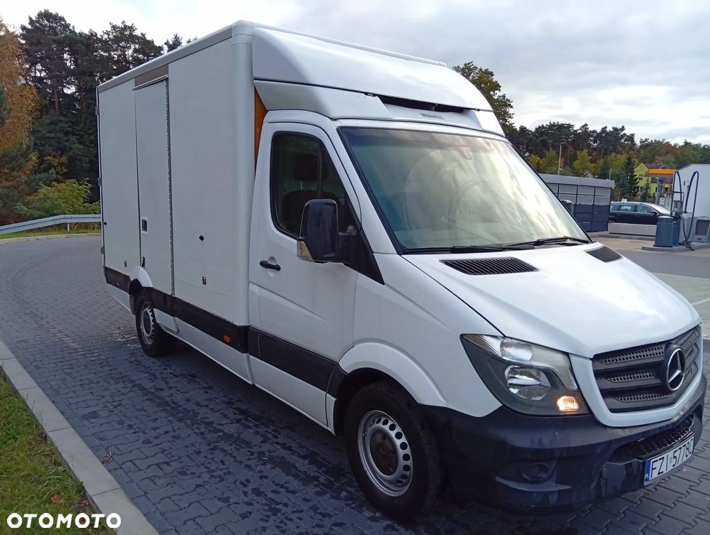 Mercedes-Benz Sprinter - 8