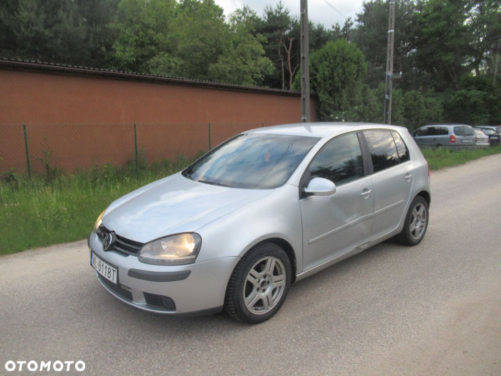 Volkswagen Golf - 2