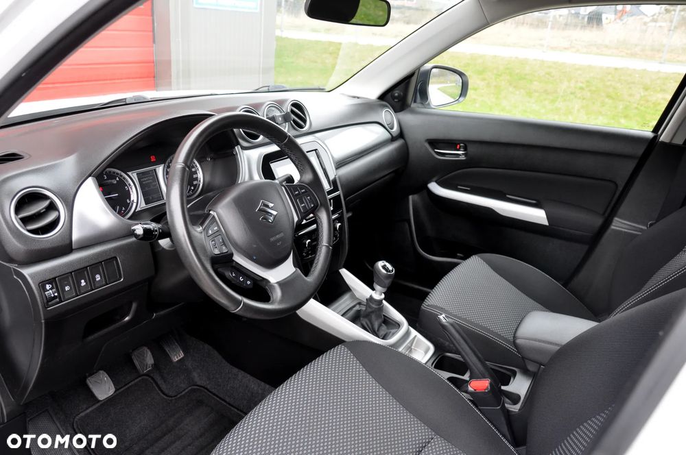 Suzuki Vitara - 19