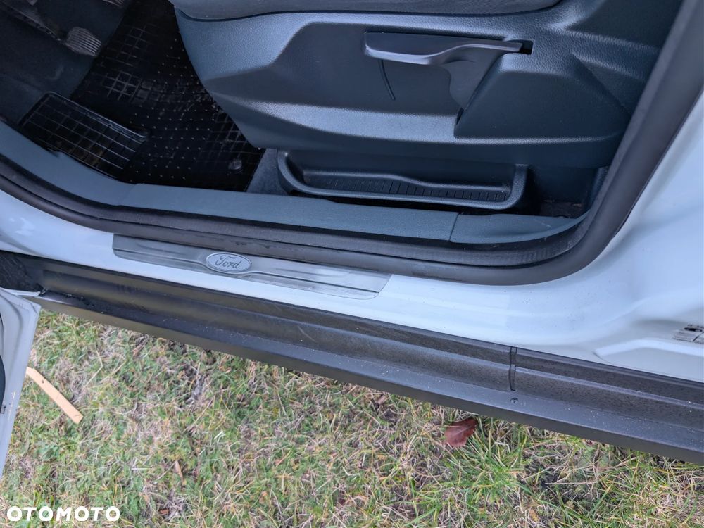 Ford C-MAX 1.0 EcoBoost Titanium ASS - 19