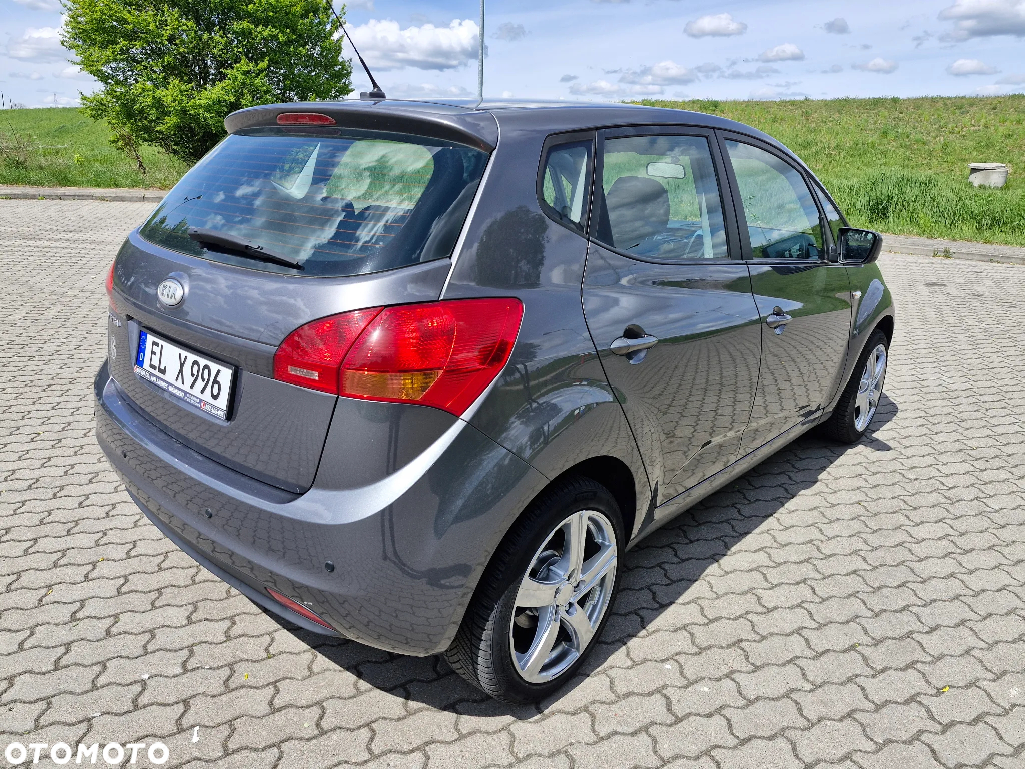 Kia Venga 1.4 CVVT Attract - 3
