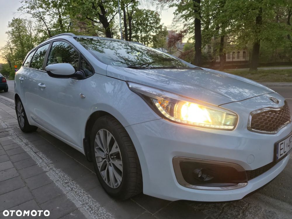 Kia Ceed 1.6 CRDi M - 23