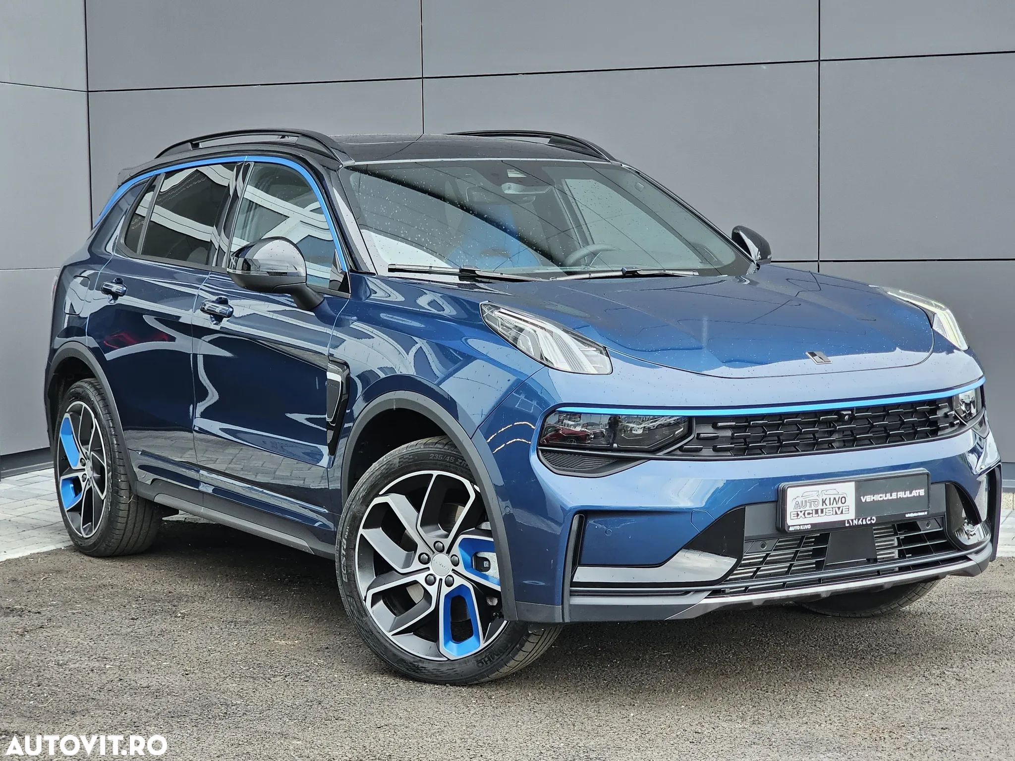 Lynk&Co 01 - 1