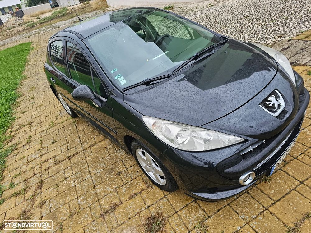 Peugeot 207 1.4 16V Trendy - 5