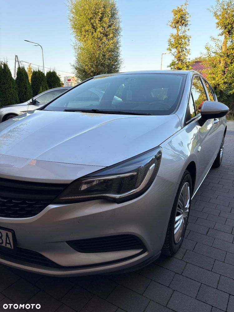 Opel Astra 1.6 CDTI Cosmo - 3