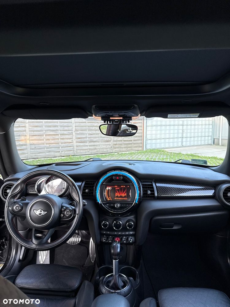 MINI John Cooper Works Standard - 12