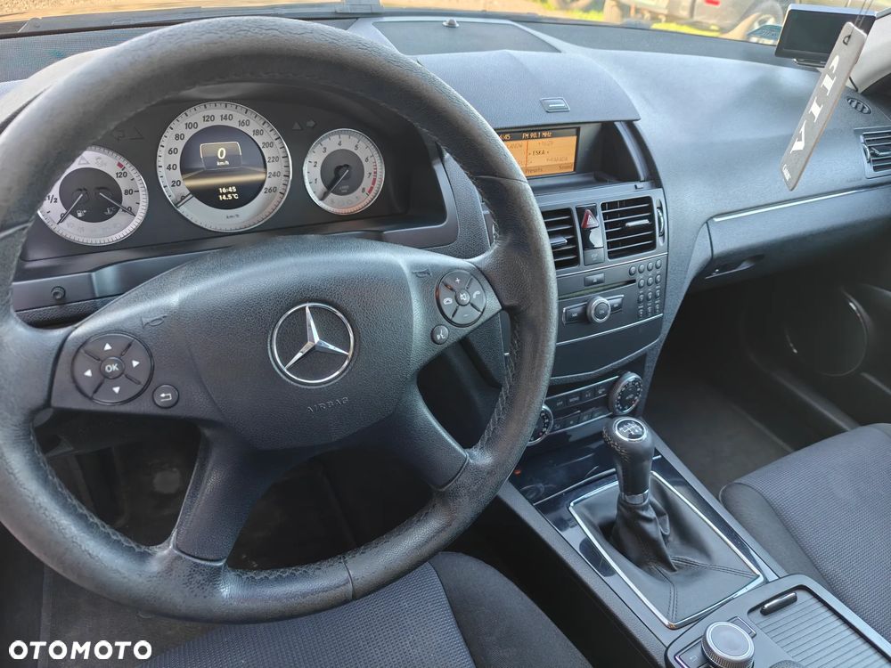 Mercedes-Benz Klasa C 180 Kompressor Classic - 9