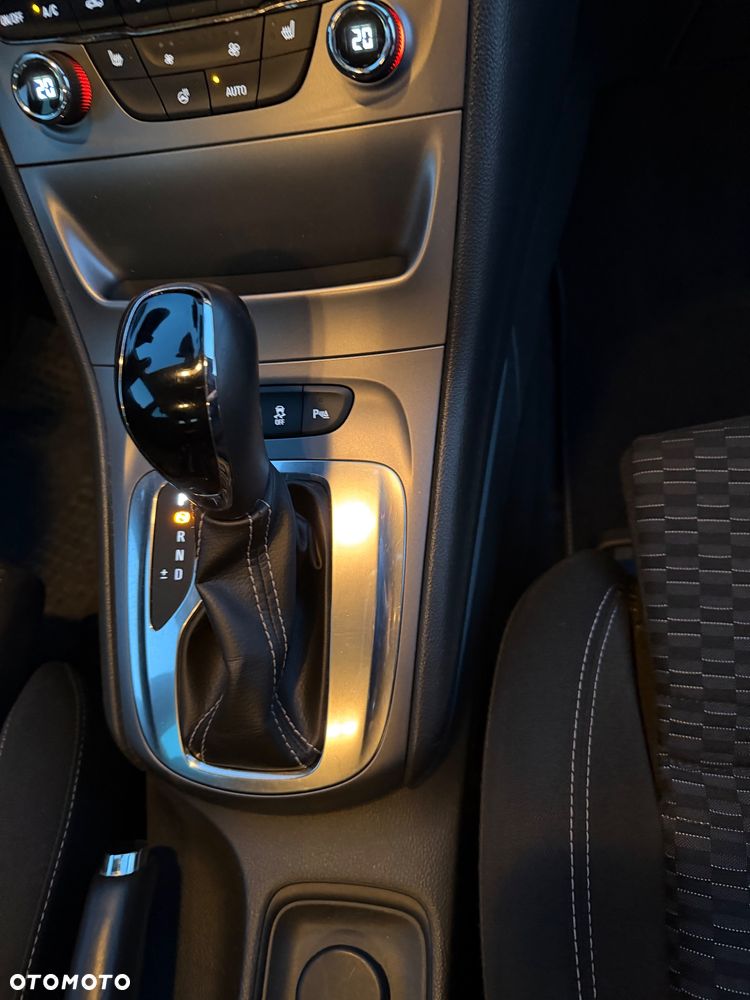 Opel Astra 1.4 Turbo Start/Stop Automatik Business - 11