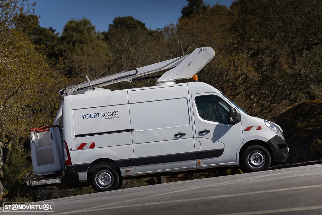 Renault MASTER 2.3 DCI GRUA - 2