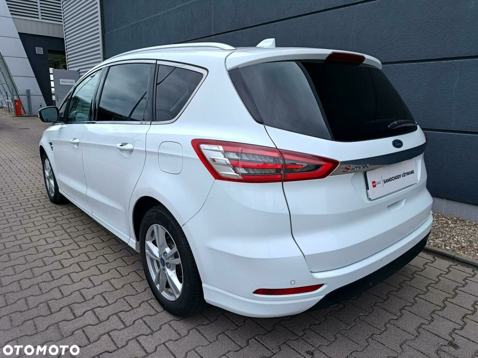 Ford S-Max - 9