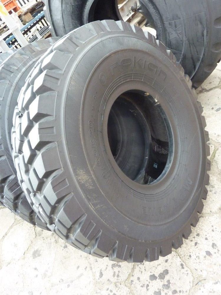 4x Opona używana przemysłowa 14.00R20 NOKIAN 600zł(szt.) C614 - 2