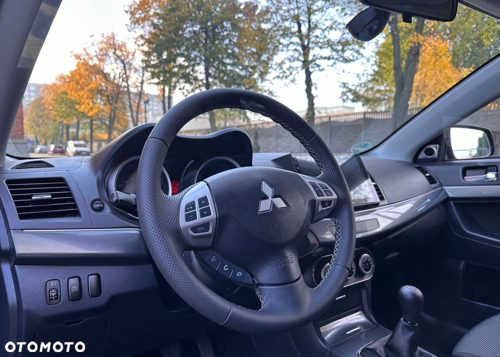 Mitsubishi Lancer 1.5 - 8