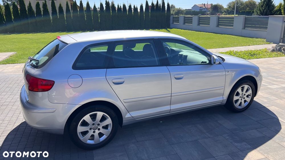 Audi A3 1.4 TFSI Ambiente - 11