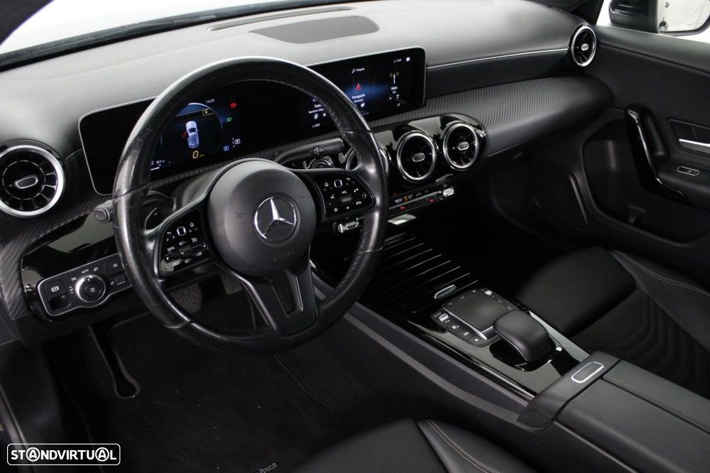 Mercedes-Benz A 180 d Style Plus Aut. - 33