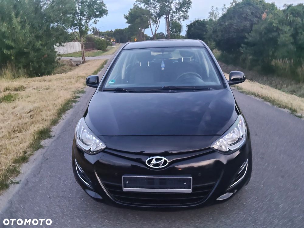 Hyundai i20 1.2 Fifa World Cup Edition - 10